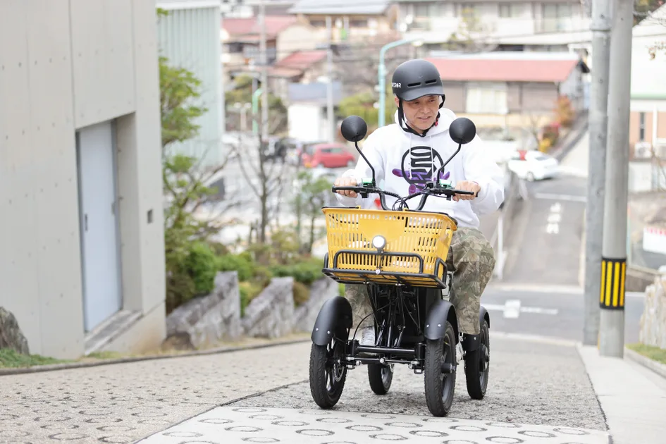 Sun Emperorの4輪特チャリ「LBIRD」、積載120kgとWモーターで生活実用性を追求