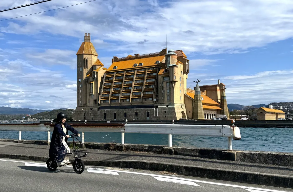 glafitと白浜町、特定小型原付シェア「WANDERIDE」で描く二次交通の最適解